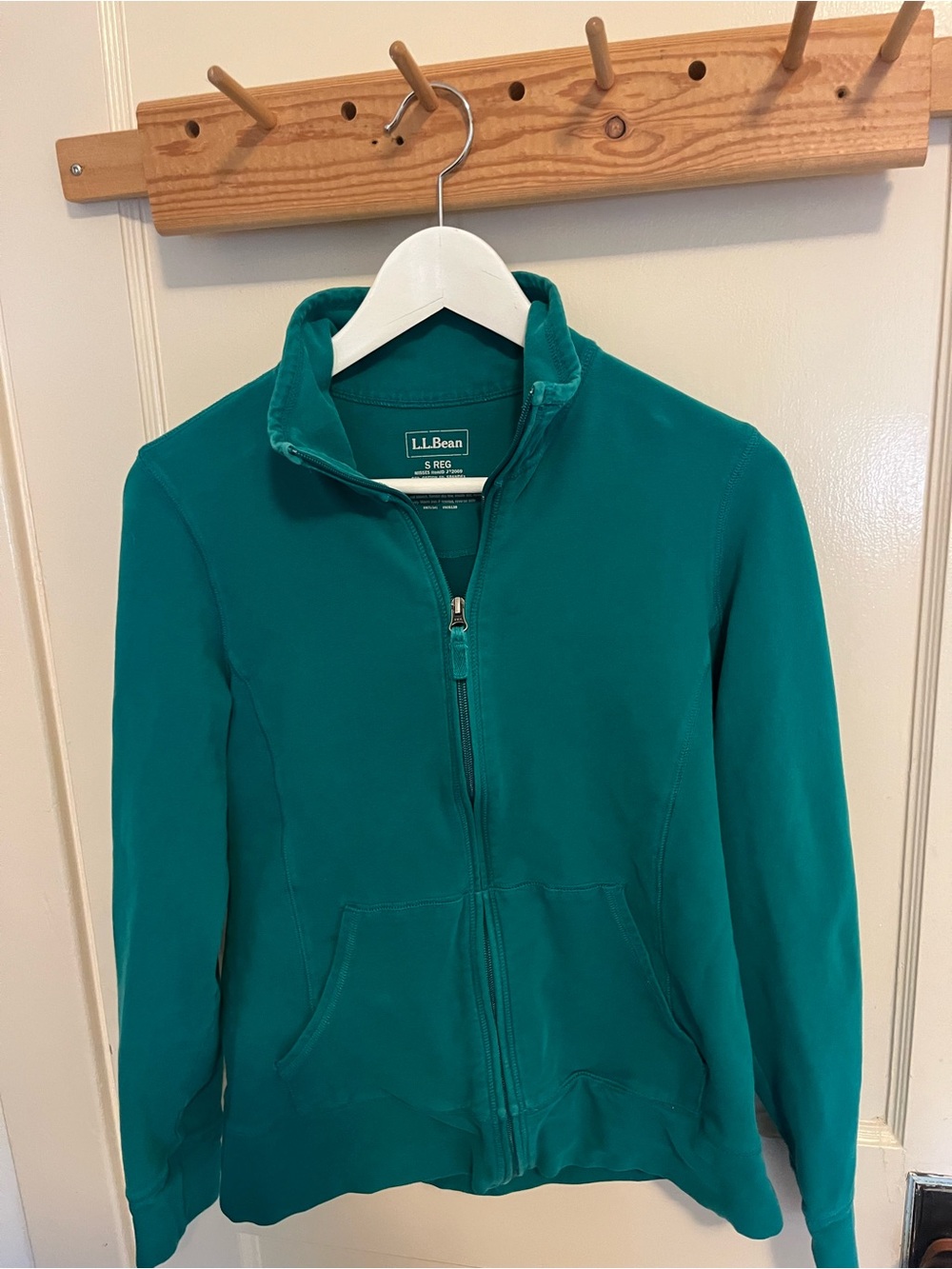 L.L. Bean Women’s Small Teal Full-Zip Cotton and Spandex Sweatshirt